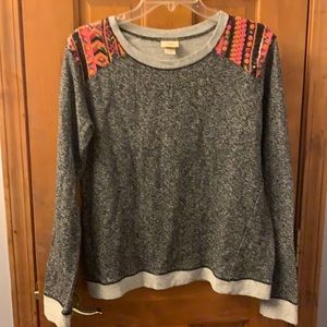 Day trip crew neck sweater